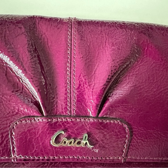 Coach Patent Leather large flap wallet wristlet - Picture 9 of 17